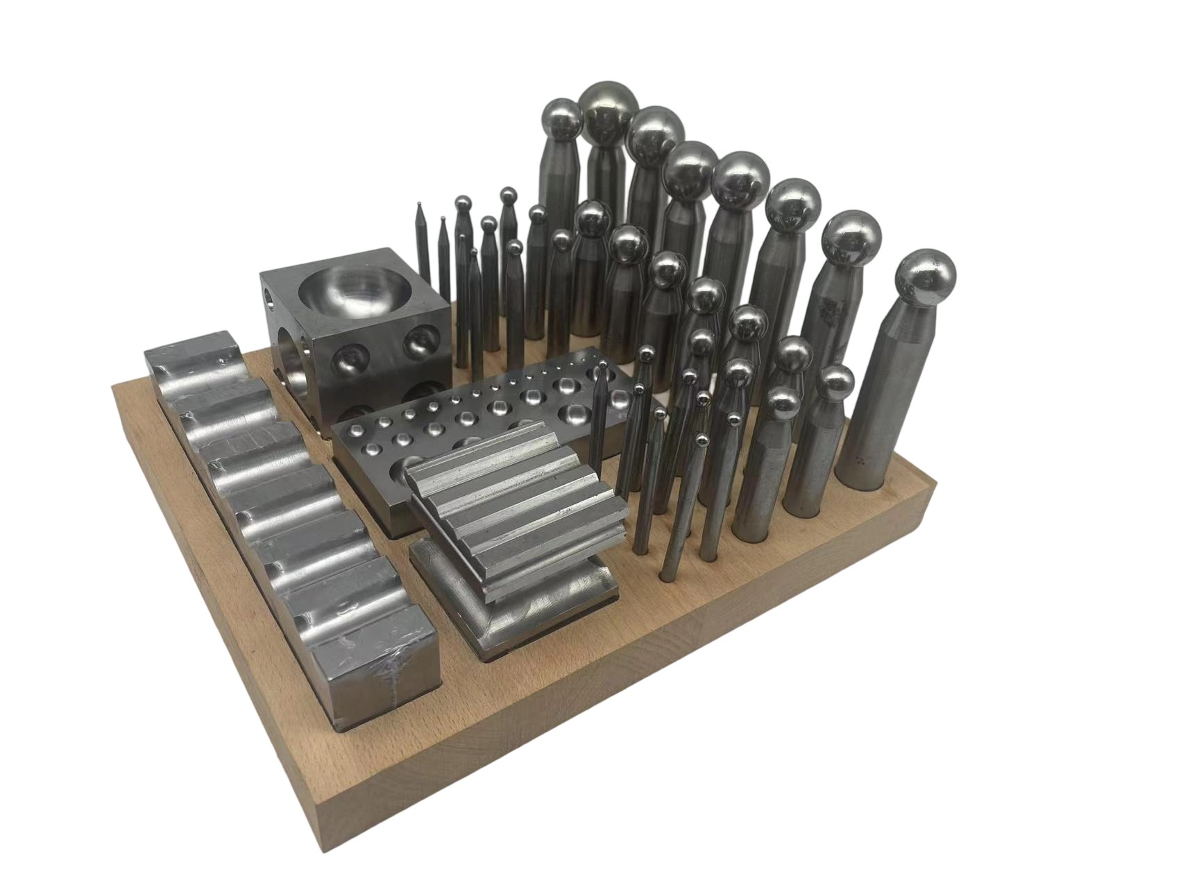 Set di 40 Blocchi e Punzoni pe - Dapping Block And Punch Set Jewelry Doming recensione e prezzo